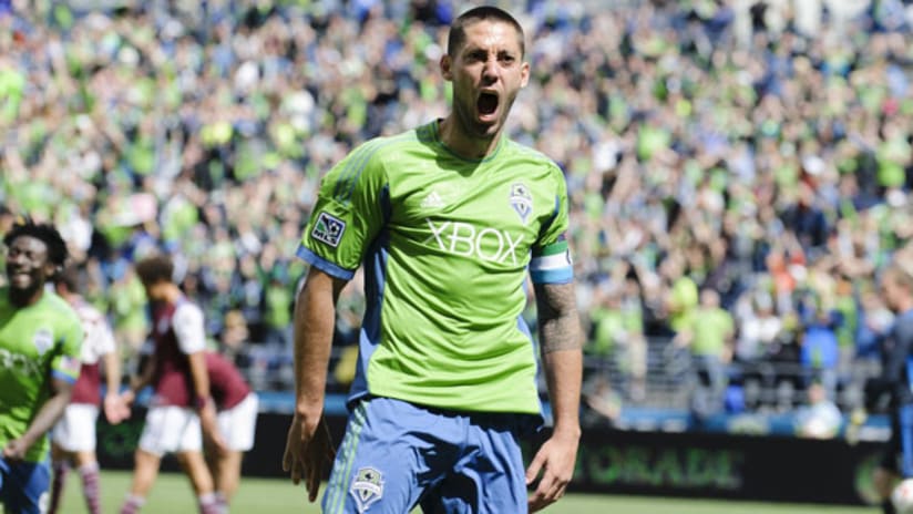 Clint Dempsey celebrates a goal (April 26, 2014)