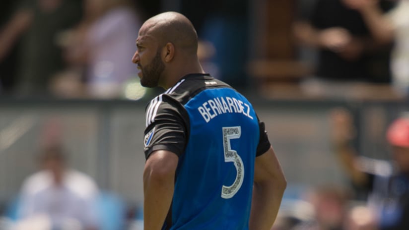Victor Bernardez of the San Jose Earthquakes looks on at the action