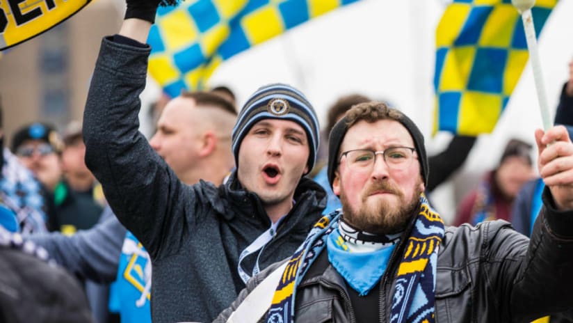Union fans - standing - in the cold