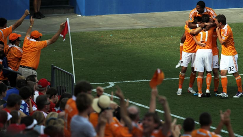 Dynamo celebrate with fans - September 24, 2011
