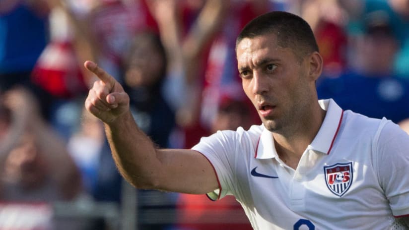 Clint Dempsey - United States - Points in solo shot