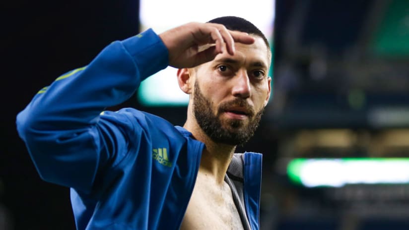 Clint Dempsey - Seattle Sounders - Salutes crowd
