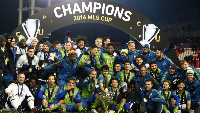 Seattle Sounders - 2016 MLS Cup - team photo - champions banner