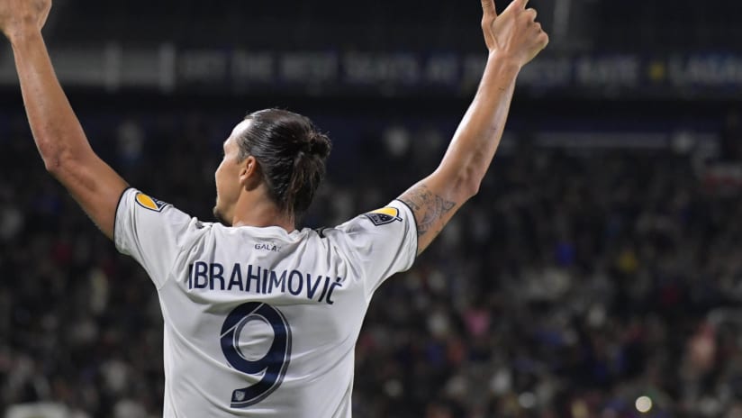 Zlatan Ibrahimovic - LA Galaxy - pointing