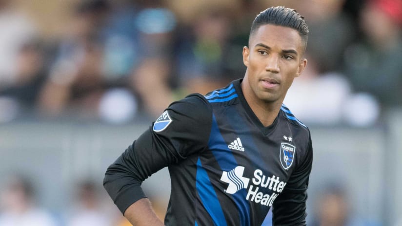 Danny Hoesen - San Jose Earthquakes - running - close-up