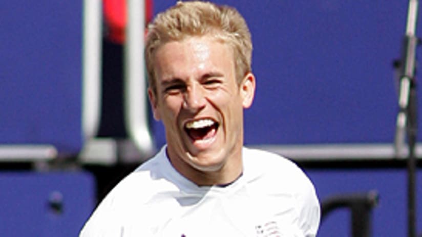 Taylor Twellman displayed his typically clinical finishing Sunday with the U.S.