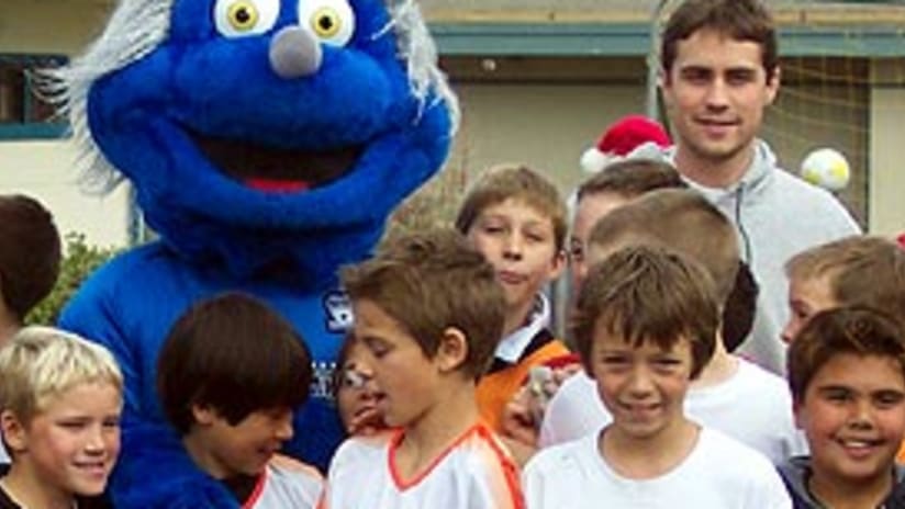 Todd Dunivant and 'Q' spent time with the children of Soccer Club of Los Gatos.