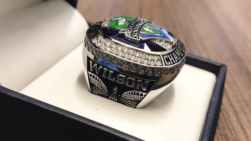 Seattle Sounders - Championship ring - Russell Wilson