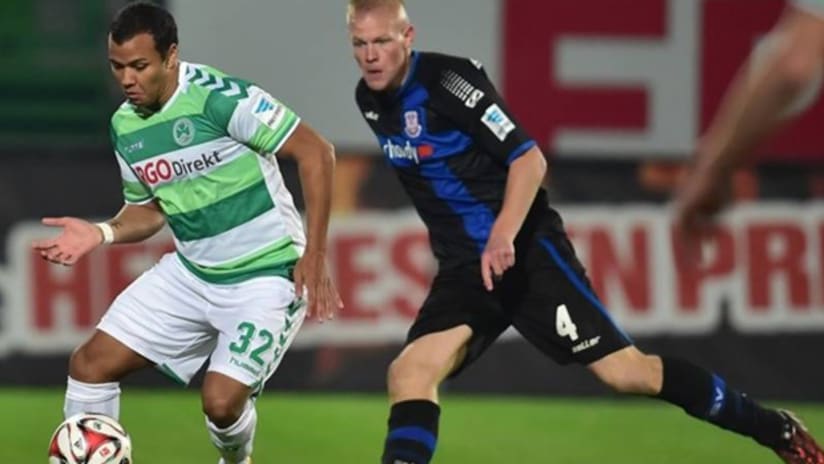 Jann George makes his debut for Greuther Furth in the 2. Bundesliga
