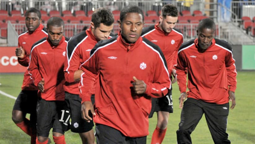 Patrice Bernier warms up with the Canadian national team