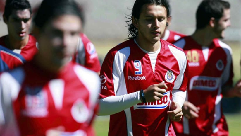 Guadalajara's Omar Arellano during training.