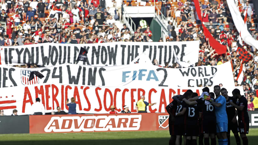 RFK Stadium crowd, banners, and team, October 22, 2017