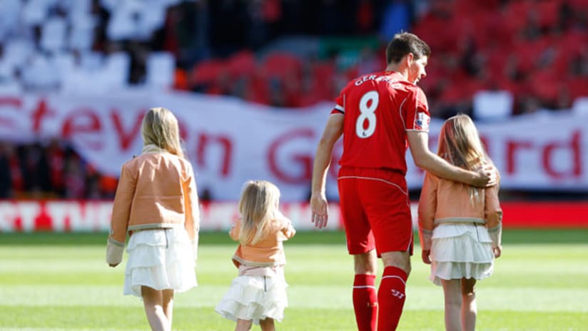 Steven Gerrard on final day at Anfield with daughters