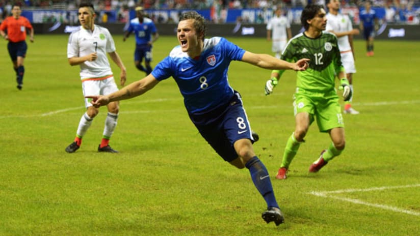 Jordan Morris celebrates his goal for the US national team vs. Mexico, April 15, 2015.