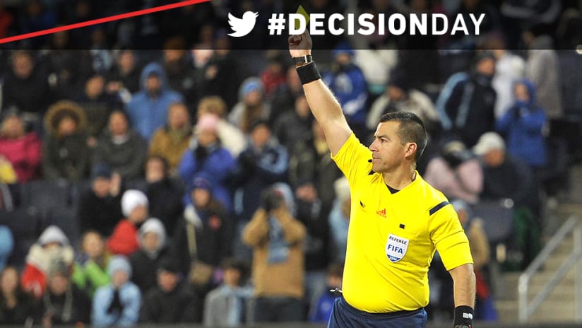 Ricardo Salazar - PRO - Referee - Yellow Card