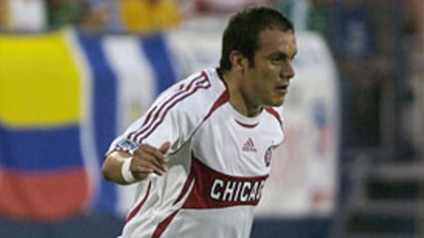 The "Cuauhtemoc Blanco Cam" showed an aged crank running around aimlessly. Riveting!