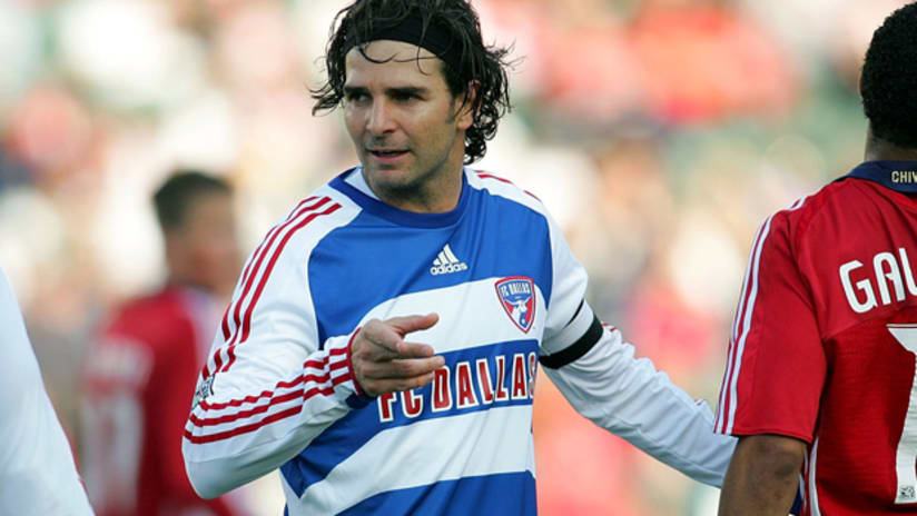 Duilio Davino, FC Dallas (2008): An outstanding center back, he was an integral part of El Tri for many years.