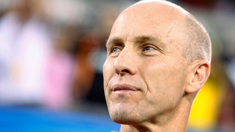 Bob Bradley has agreed to a contract extension to remain the US national team head coach through 2014.