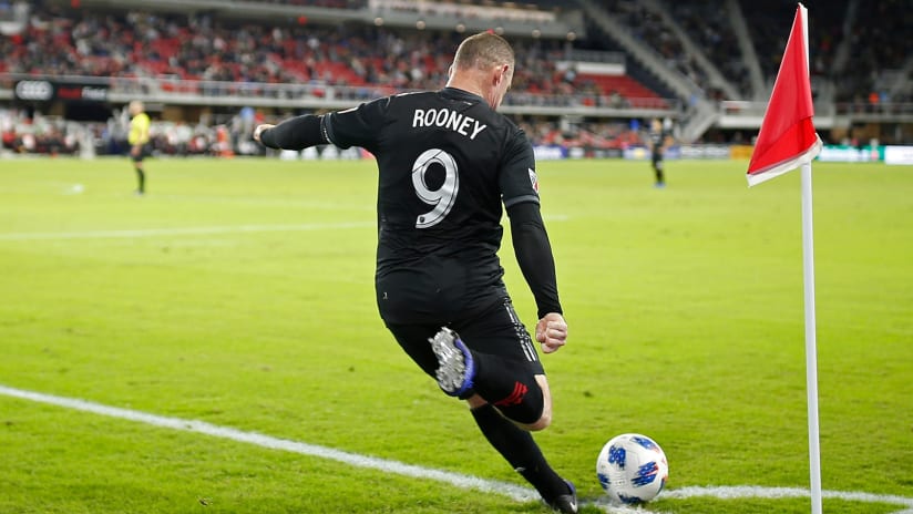 Wayne Rooney - D.C. United - Takes a corner 2018