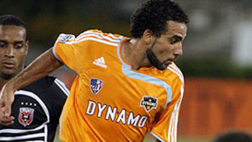 Dwayne De Rosario will lead Dynamo vs. Galaxy on Saturday.