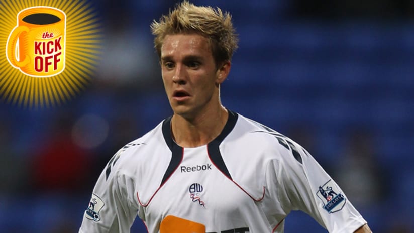 Stuart Holden was elected by readers of The Guardian in England as the best in the EPL