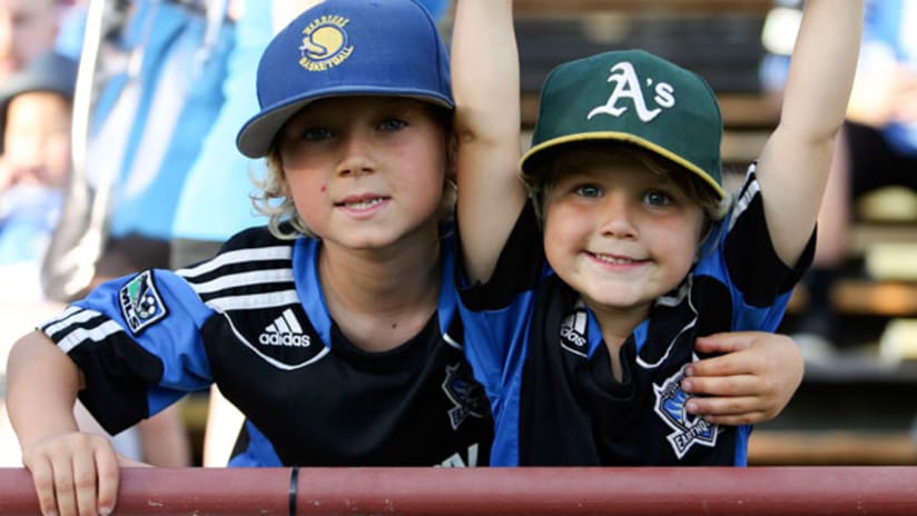 2013 poll results: MLS equal to MLB in "avid interest" popularity among adolescents | SIDELINE