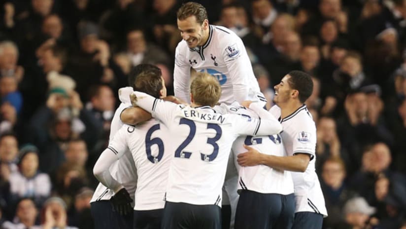 Tottenham players celebrate
