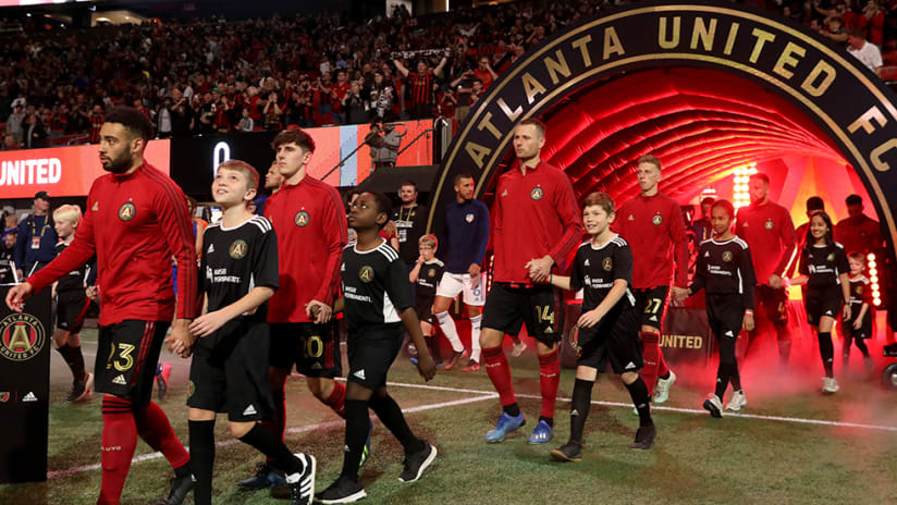 Atlanta United - lineup walking out