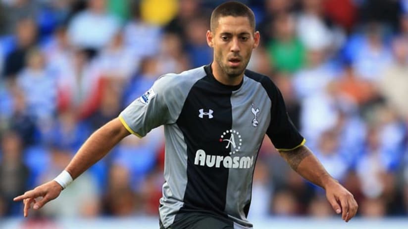 Clint Dempsey in EPL action for Spurs