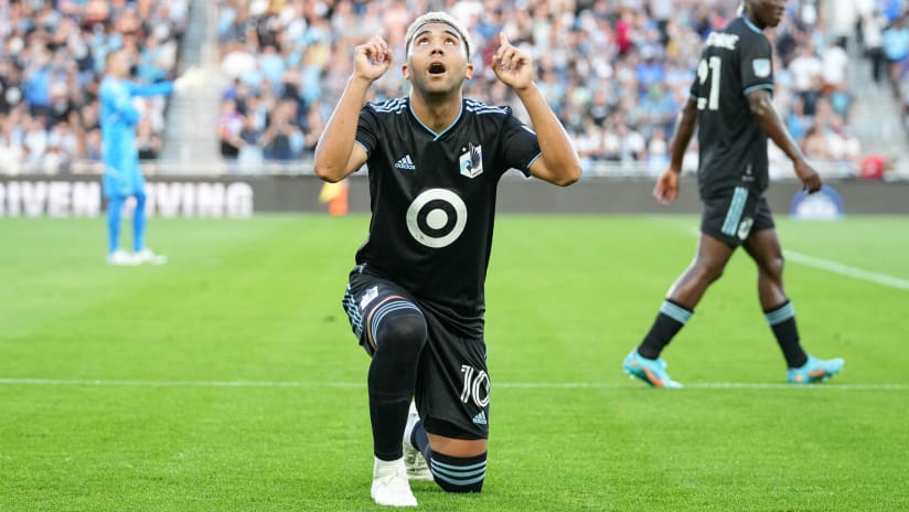 Minnesota United re-sign Emanuel Reynoso to new Designated Player deal