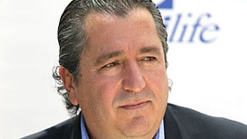 Jorge Vergara, dueno del Club Deportivo Guadalajara y fundador del Grupo Omnilife.
