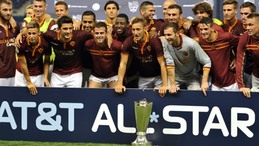 2013 AS Roma All-Star trophy celebration