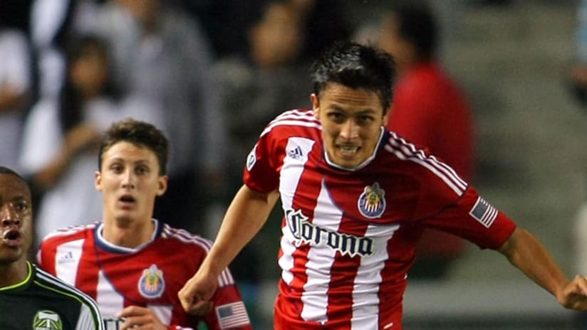 Emotional Mondaini makes presence felt for Chivas | MLSSoccer.com