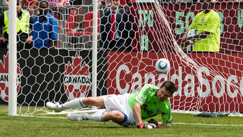 Joe Cannon couldn't stop Joao Plata's penalty for a second time.