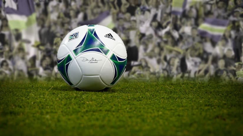 2013 adidas MLS ball