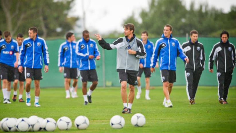 Jesse Marsch points out instruction to Montreal Impact in training