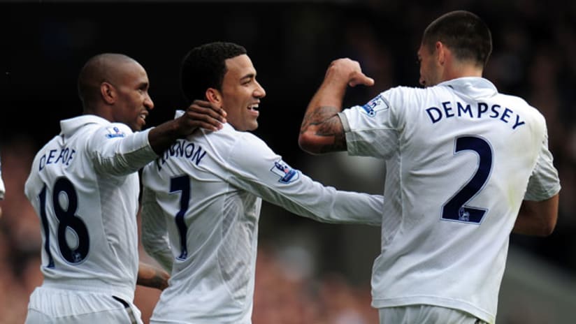 Clint Dempsey with teammates Jermaine Defoe and Aaron Lennon