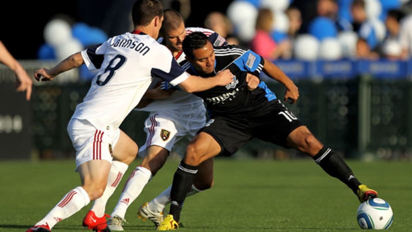 San Jose's Arturo Alvarez (right) could miss the Earthquakes' match against New England on Saturday.