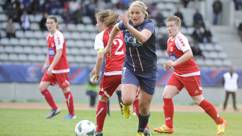 Lindsey Horan with PSG