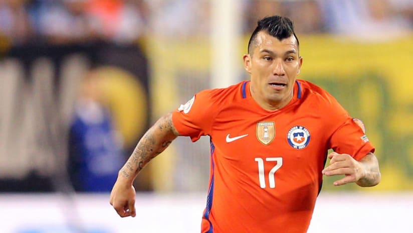 Gary Medel -- Close-up -- Chile
