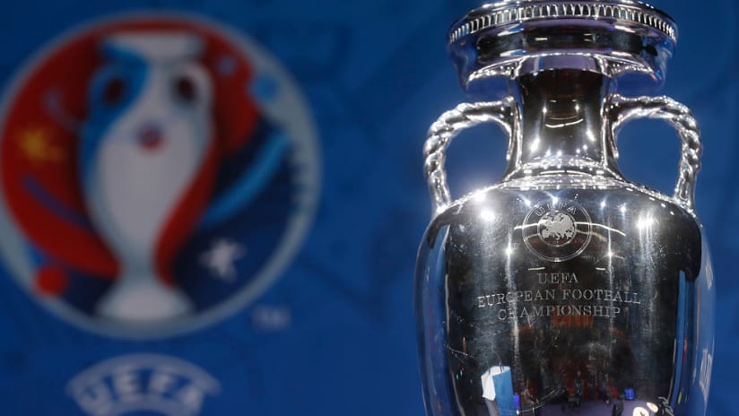 Euro 2016 - Trophy and Logo
