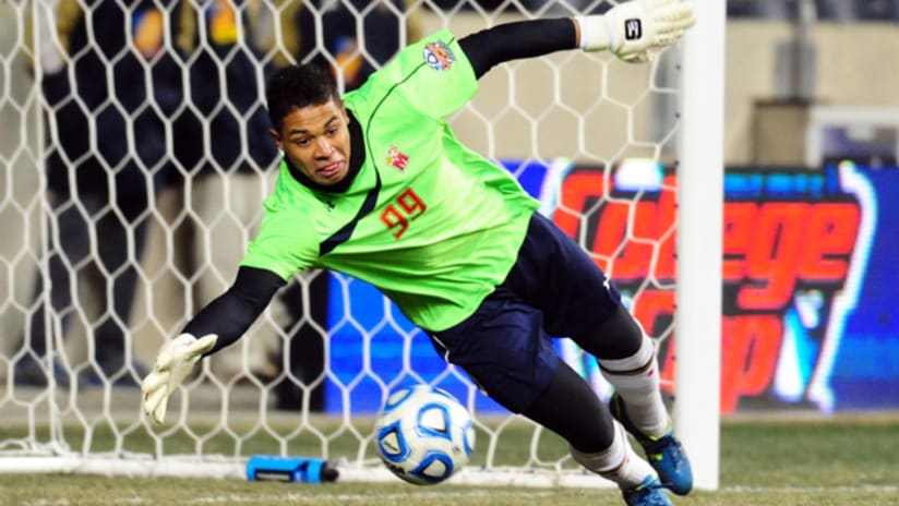 Zack Steffen makes a spectacular save for Maryland
