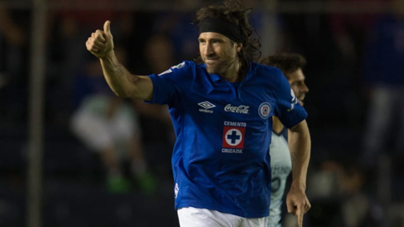 Mariano Pavone for Cruz Azul