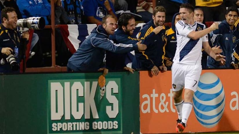 Robbie Keane celebrates his goal vs. San Jose
