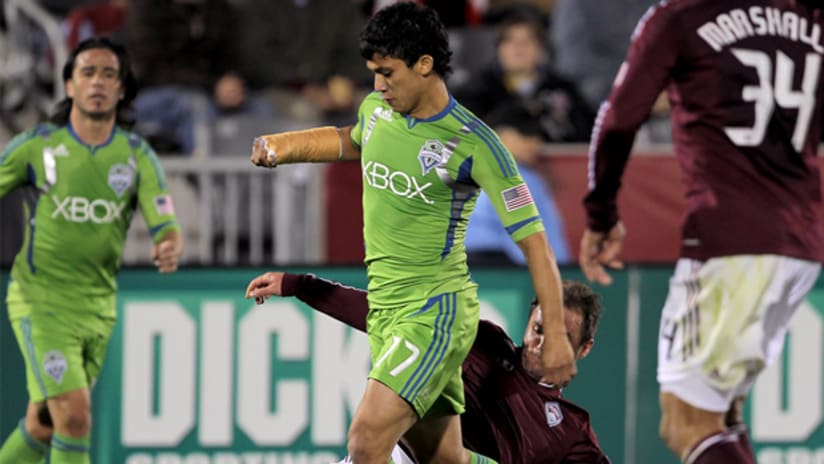 Seattle's Fredy Montero snapped his scoring drought against Colorado.