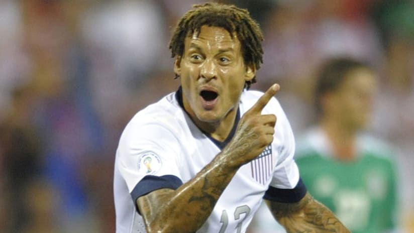 Jermaine Jones is angry while playing for the USMNT vs. Mexico