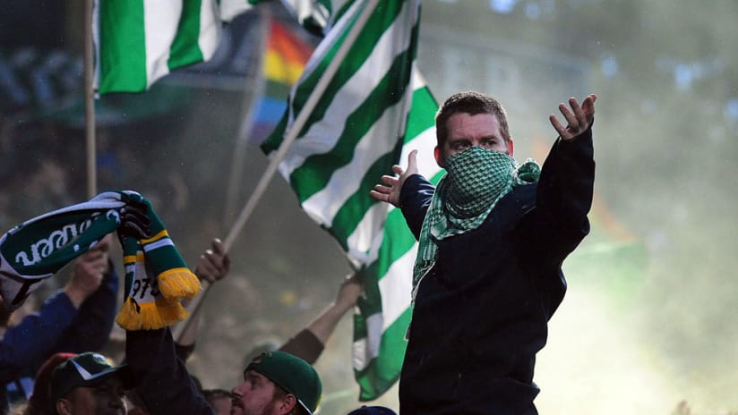Portland Timbers - Capo with fans