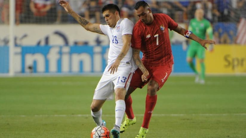 Ventura Alvarado (USMNT) battles with Blas Perez (Panama), 2015 Gold Cup