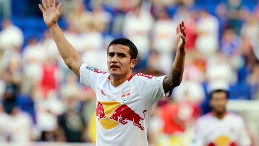 Tim Cahill debuts for New York