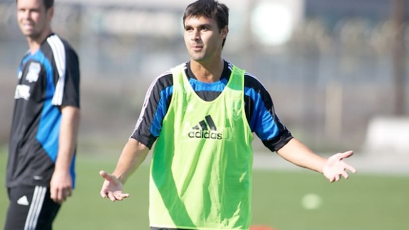 Chris Wondolowski may play in central midfield for the Quakes in 2011.